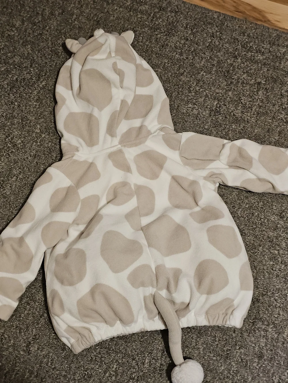 Carters soft beige